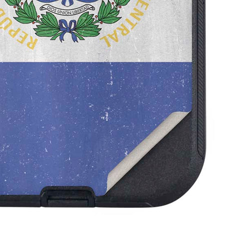 El Salvador Flag Distressed Otterbox Defender iPhone Skin